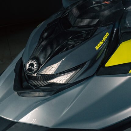 Jet ski yellow seawood